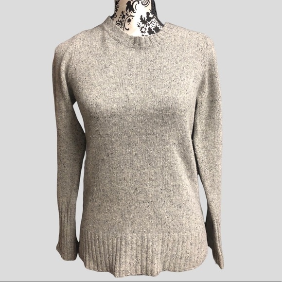 J. Crew gray Wool blend Grey Crew Neck Sweater size Small - Picture 1 of 5